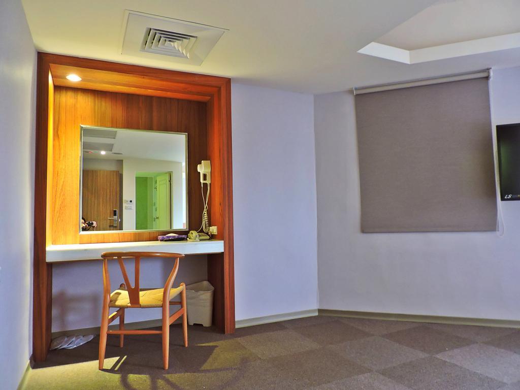 Meci Hotel Hualian Zewnętrze zdjęcie